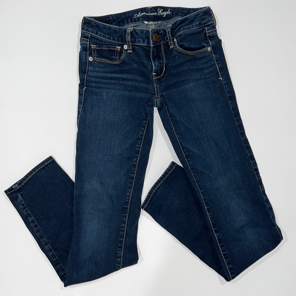 American Eagle Super Stretch Skinny Jeans Dark Wash size 2